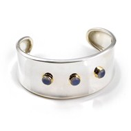 SILVER CUFF WITH CHALCEDONY IN GOLD