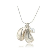 STERLING SILVER & PEARL MUSSEL SHELL PENDANT